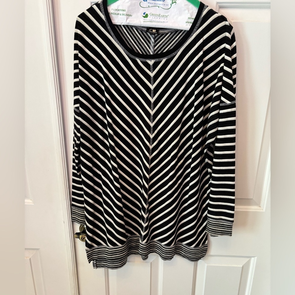 Black and white striped sweatshirt